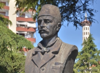 Tonç Kilica bust (Fier, Albania, 2017) Tonç Kilica bust (Fier, Albania, 2017)